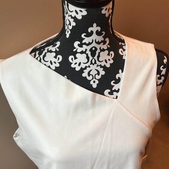 Cabi Duchess Tank (style 6352) - Picture 5 of 13
